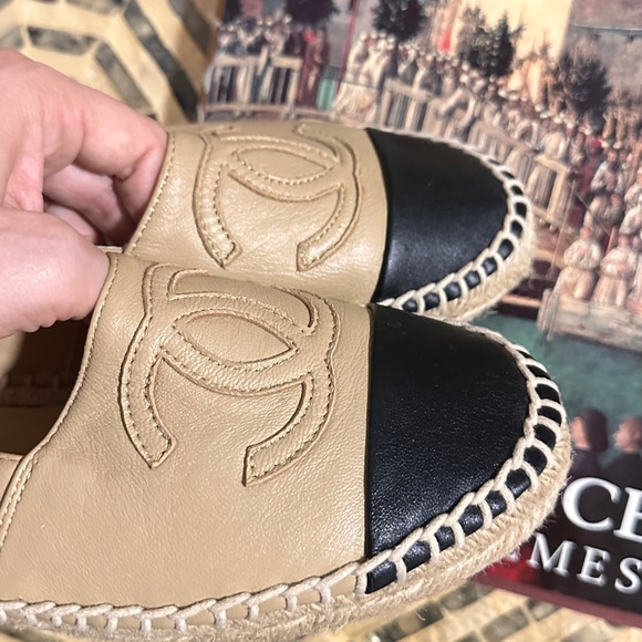 Chanel leather espadrilles size 6 - Picture 9 of 9